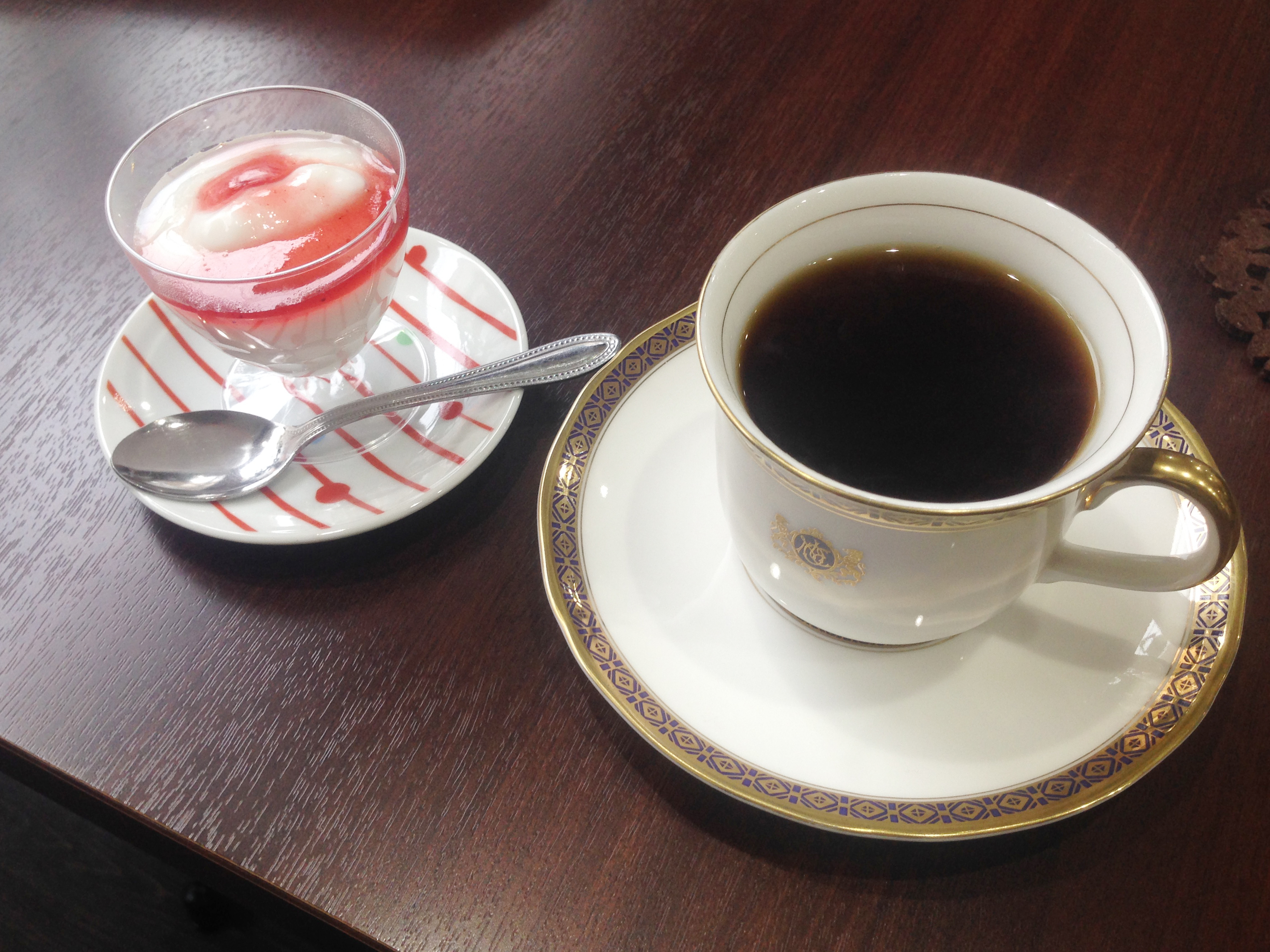 Cafe ALAmiさまコーヒーとデザート